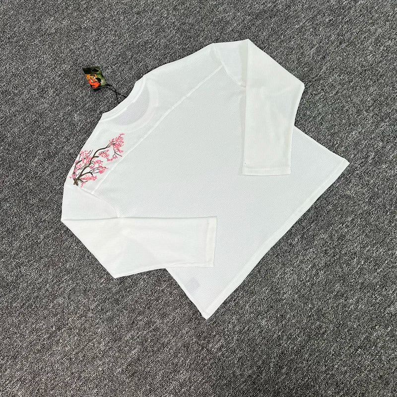 Waffle Longsleeve 'Blossom' White