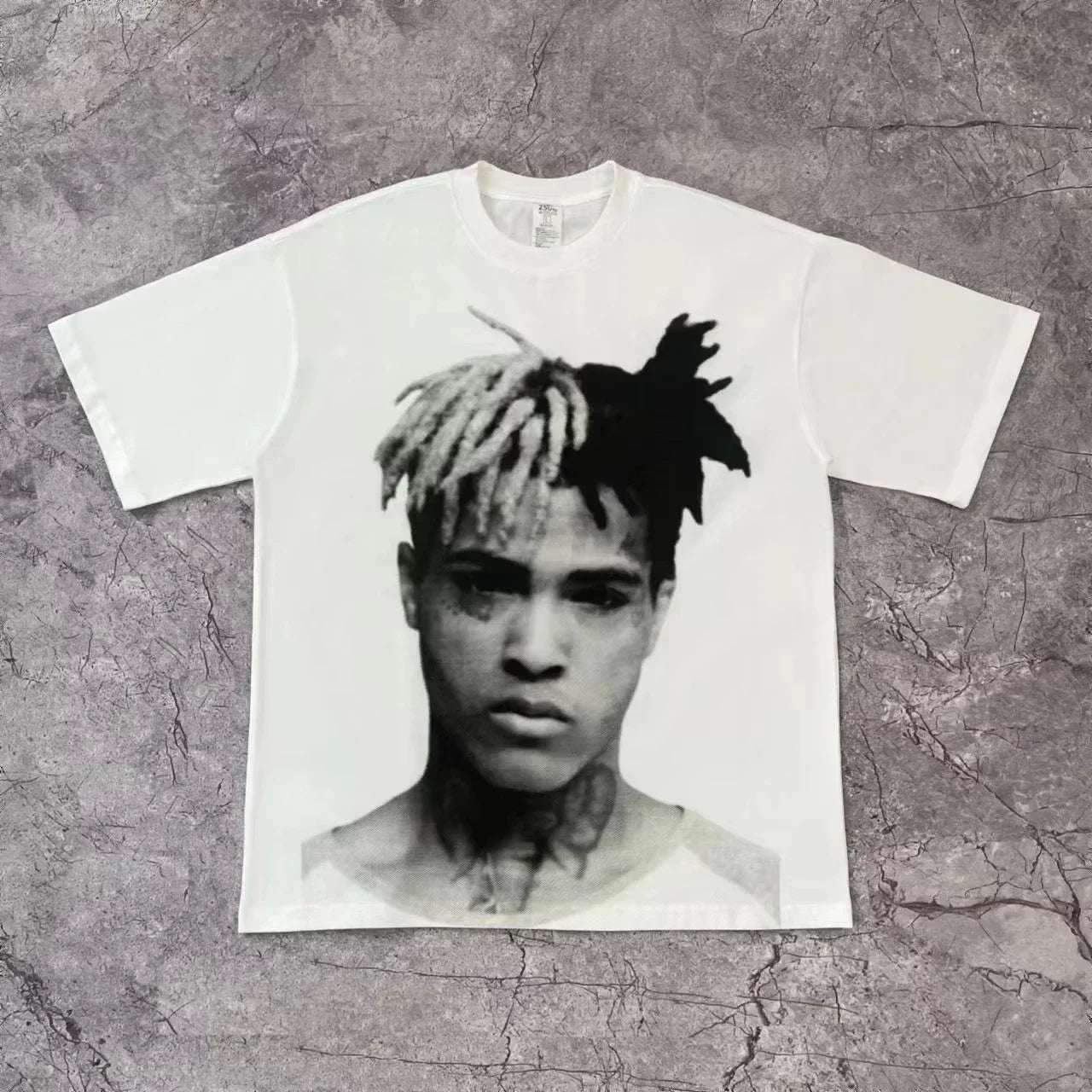 Icon Graphic Tee 'Sade'